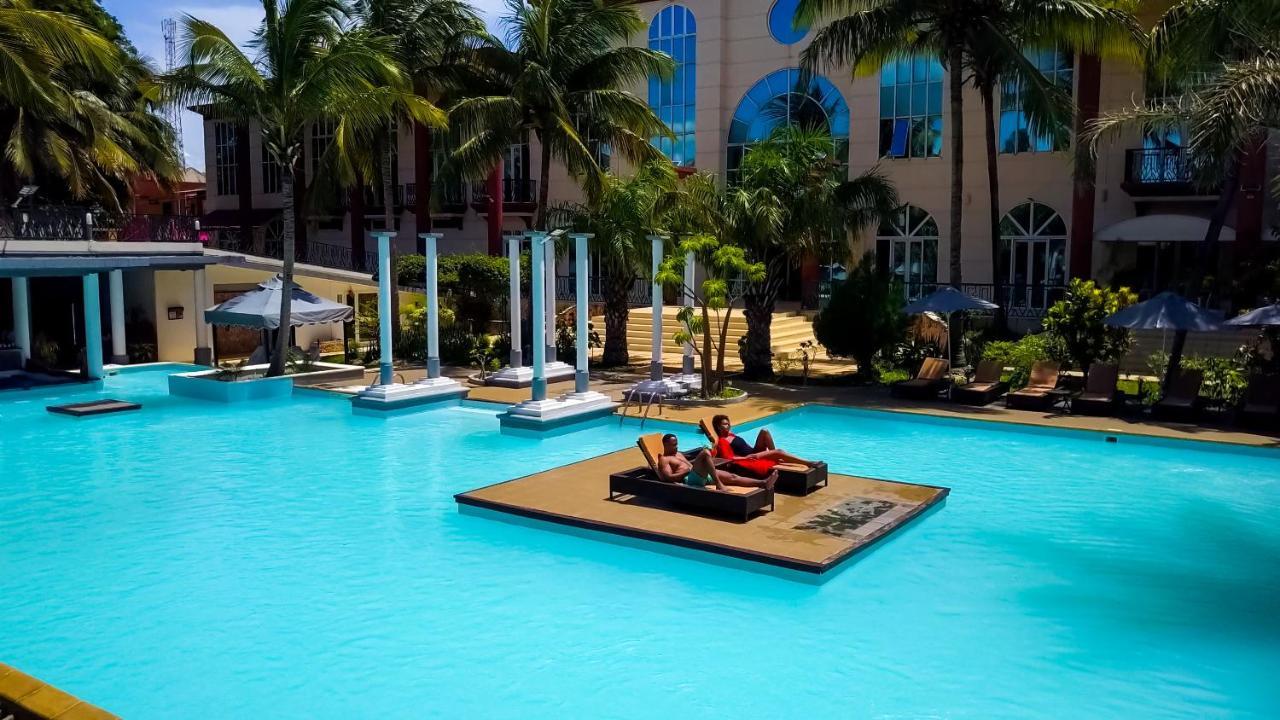 Le Grand Hotel Diego Antsiranana Exterior photo