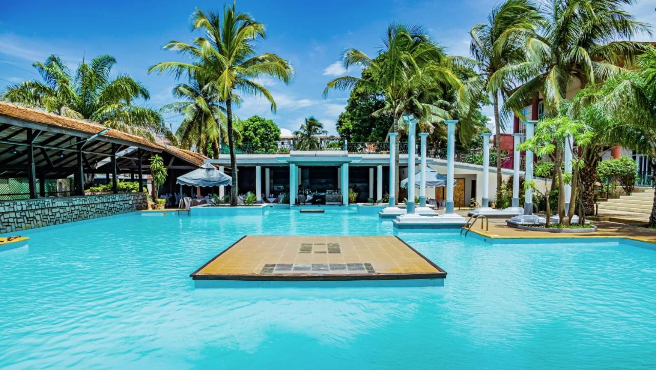 Le Grand Hotel Diego Antsiranana Exterior photo